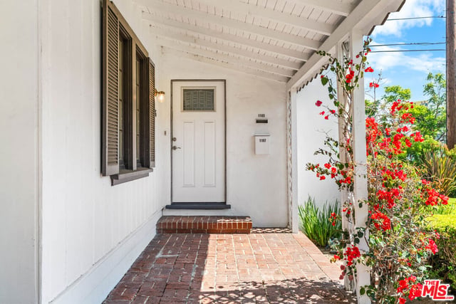 1185 Hauser Boulevard, Los Angeles, CA 90019 — photo 3 of 48