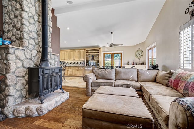 24474 Winlock, Torrance, CA 90505 — photo 10 of 44