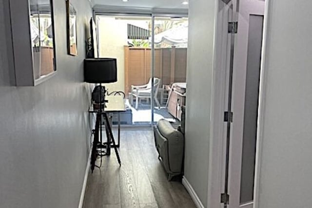 1015 N Kings Road 104, West Hollywood, CA 90069 — photo 10 of 35