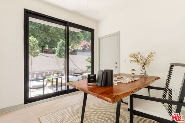 1051 N Spaulding Avenue E, West Hollywood, CA 90046 — photo 4 of 59