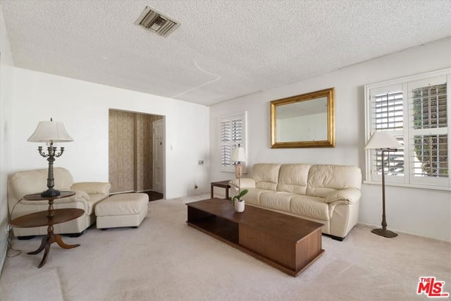 2124 W 112th Street, Los Angeles, CA 90047 — photo 5 of 41