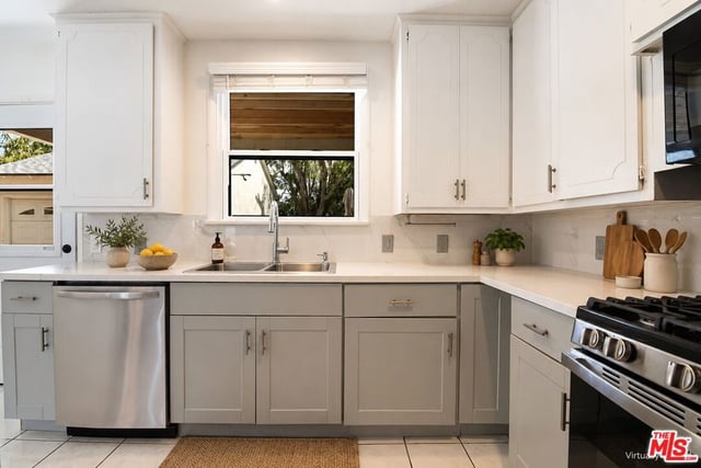 414 University Avenue, Burbank, CA 91504 — photo 20 of 58