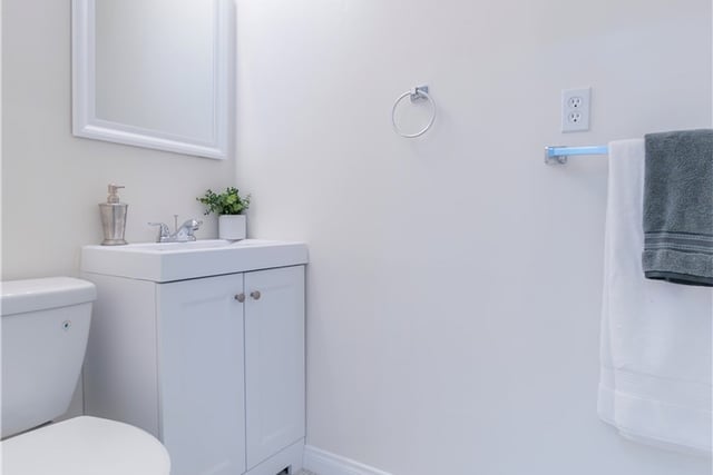 232 W 40th Place, Los Angeles, CA 90037 — photo 16 of 61