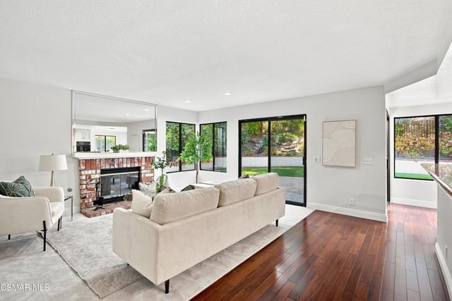 2714 Knightsbridge Avenue, Thousand Oaks, CA 91362 — photo 18 of 75