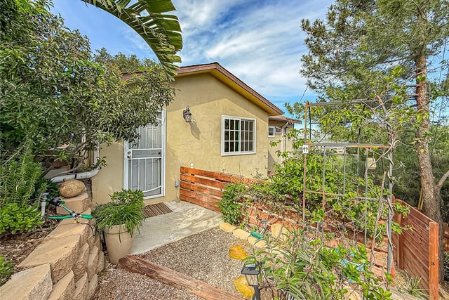 1059 Alta Vista, Simi Valley, CA 93063 — photo 28 of 38