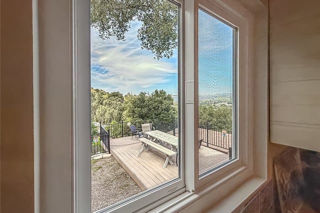 1059 Alta Vista, Simi Valley, CA 93063 — photo 9 of 38