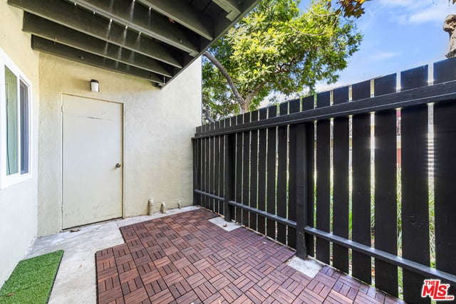 4838 Hollow Corner Road 315, Culver City, CA 90230 — photo 18 of 36
