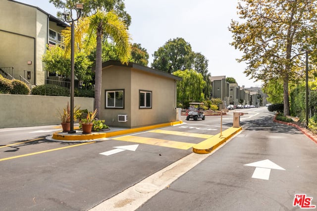 4838 Hollow Corner Road 315, Culver City, CA 90230 — photo 35 of 36