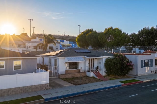 1631 S Cabrillo, Los Angeles, CA 90731 — photo 3 of 6