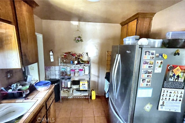 2453 Easy, Long Beach, CA 90810 — photo 5 of 8