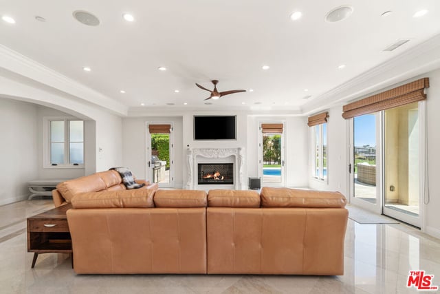 31967 Emerald View Drive, Rancho Palos Verdes, CA 90275 — photo 14 of 53