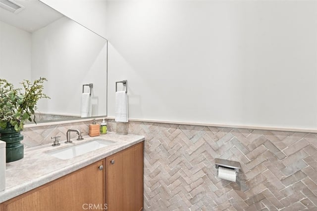 9127 Hargis, Los Angeles, CA 90034 — photo 34 of 60
