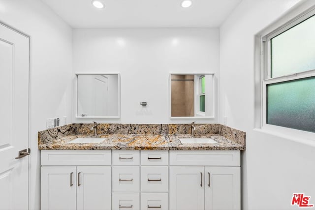 17623 Burbank Boulevard, Encino, CA 91316 — photo 13 of 41