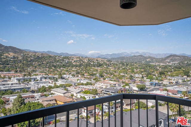 222 Monterey Road 1306, Glendale, CA 91206 — photo 26 of 29