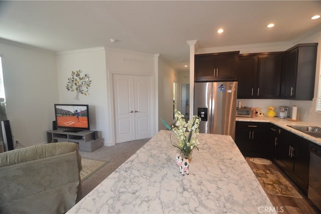 21001 Plummer Street 37, Chatsworth, CA 91311 — photo 6 of 20