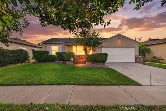 6724 De Celis Place, Lake Balboa, CA 91406 — photo 2 of 62