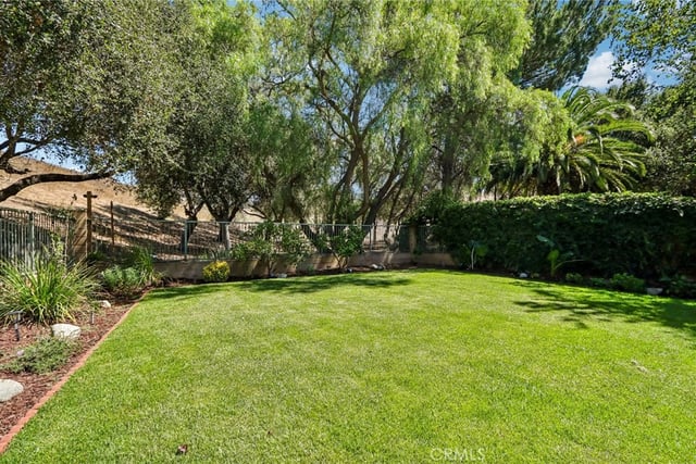 11479 Amberridge Court, Moorpark, CA 93021 — photo 24 of 36