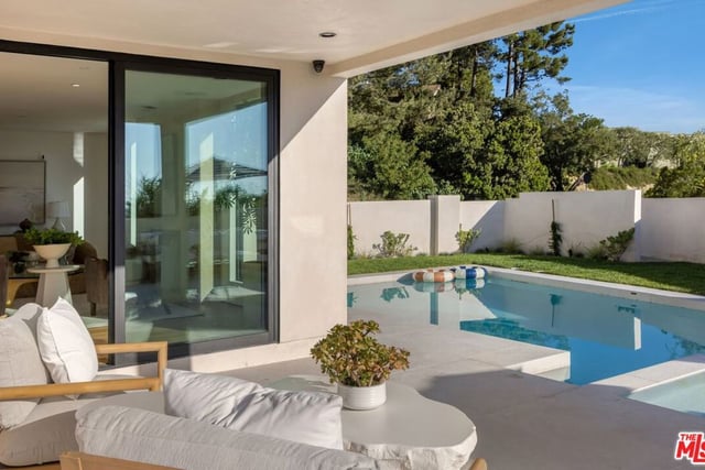 8636 Edwin Drive, Los Angeles, CA 90046 — photo 10 of 55