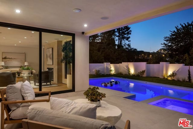 8636 Edwin Drive, Los Angeles, CA 90046 — photo 12 of 55