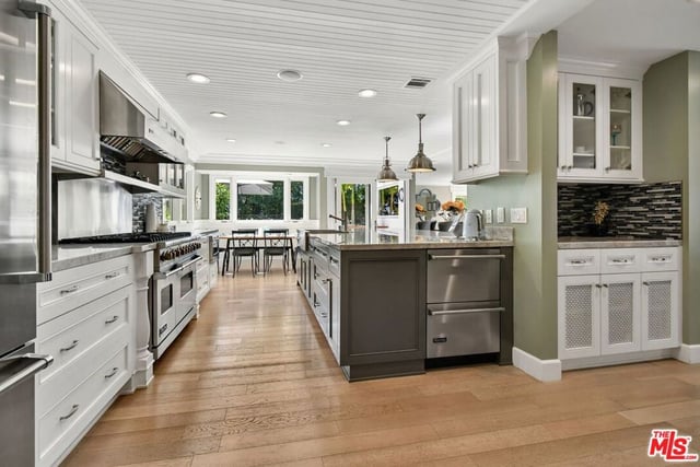 3177 Hutton Drive, Beverly Hills, CA 90210 — photo 23 of 75