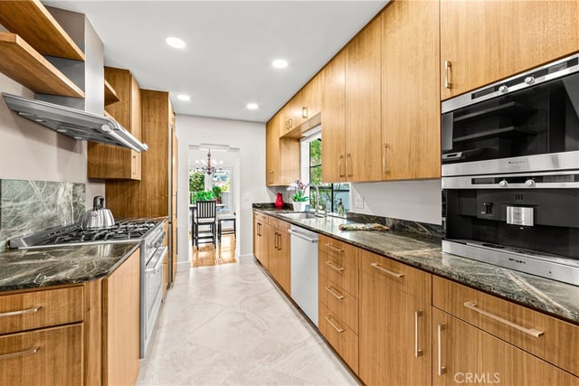 6532 Via Siena, Rancho Palos Verdes, CA 90275 — photo 12 of 66