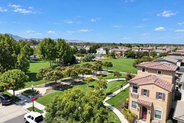 806 Queen Palm Ln, Brentwood, CA 94513 — photo 37 of 50