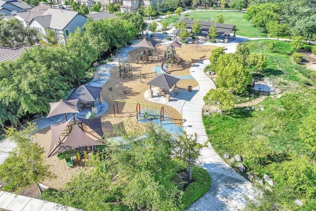806 Queen Palm Ln, Brentwood, CA 94513 — photo 44 of 50