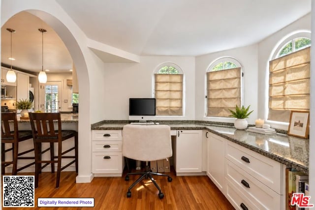 816 S Dunsmuir Avenue, Los Angeles, CA 90036 — photo 13 of 26