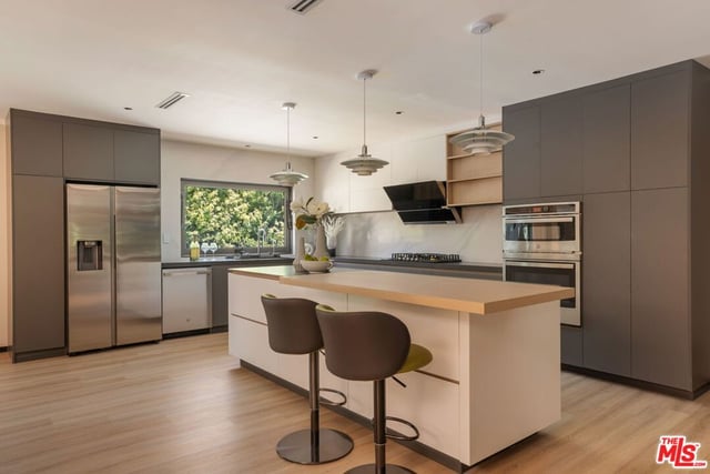 18057 Medley Drive, Los Angeles, CA 91316 — photo 12 of 45