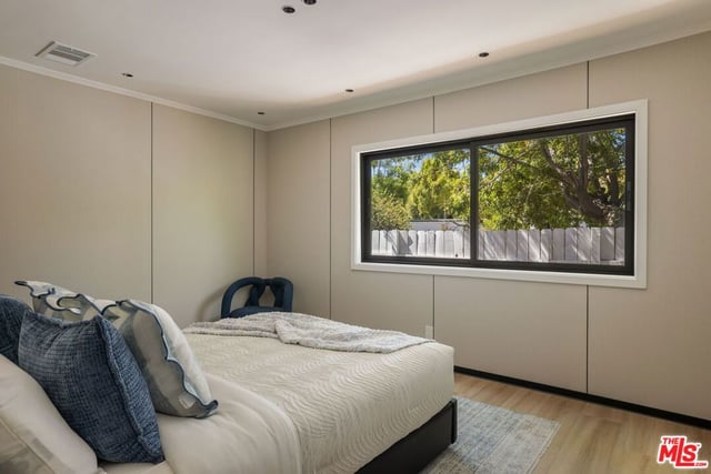 18057 Medley Drive, Los Angeles, CA 91316 — photo 25 of 45