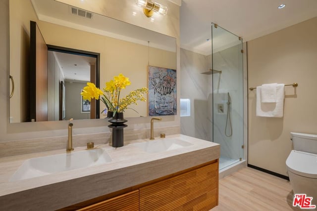 18057 Medley Drive, Los Angeles, CA 91316 — photo 26 of 45