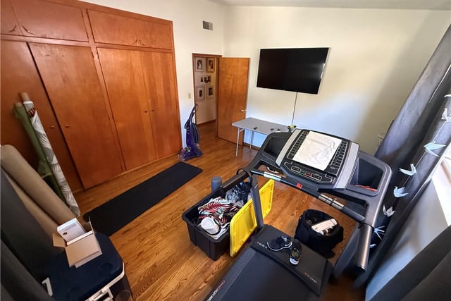 2567 E Chevy Chase, Glendale, CA 91206 — photo 17 of 28