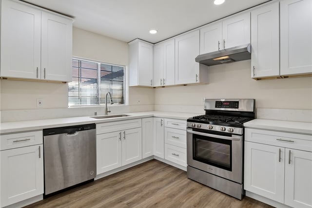 1028 E 10th, Long Beach, CA 90813 — photo 16 of 50