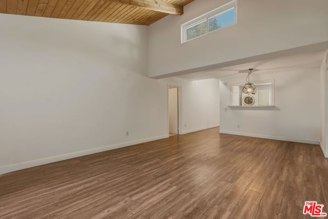 18350 Hatteras Street 250, Tarzana, CA 91356 — photo 14 of 31