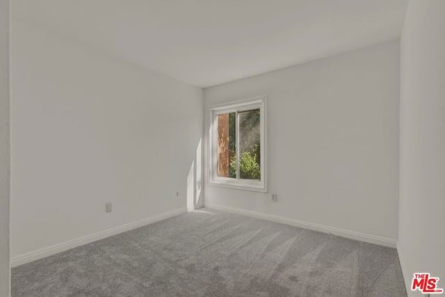 18350 Hatteras Street 250, Tarzana, CA 91356 — photo 21 of 31