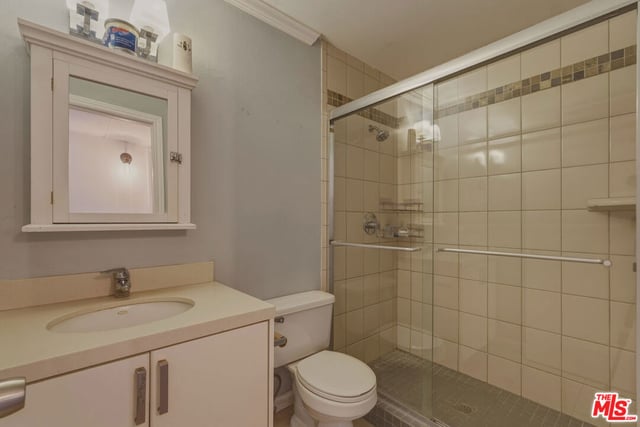 18350 Hatteras Street 250, Tarzana, CA 91356 — photo 27 of 31