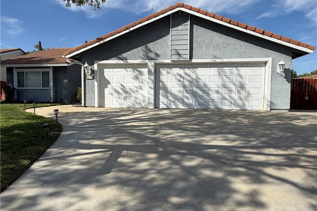 6223 Almond Valley, Quartz Hill, CA 93536 — photo 2 of 44