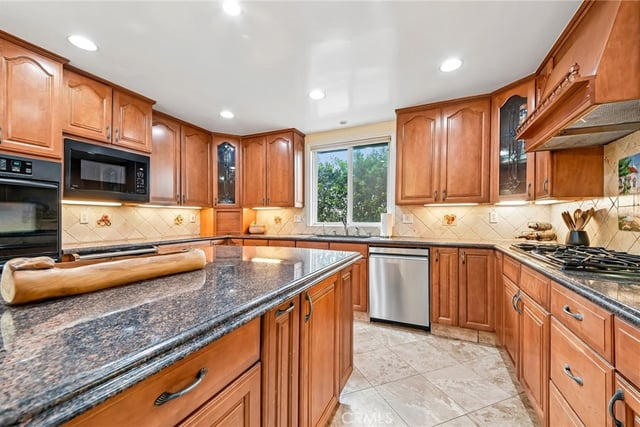 1311 N Meyler, San Pedro, CA 90731 — photo 15 of 61