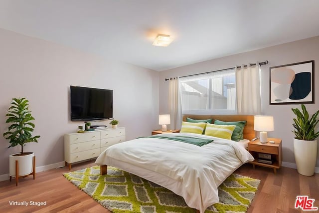 6420 Hazeltine Avenue 9, Los Angeles, CA 91401 — photo 17 of 35