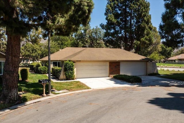 15229 Village 15, Camarillo, CA 93012 — photo 47 of 48