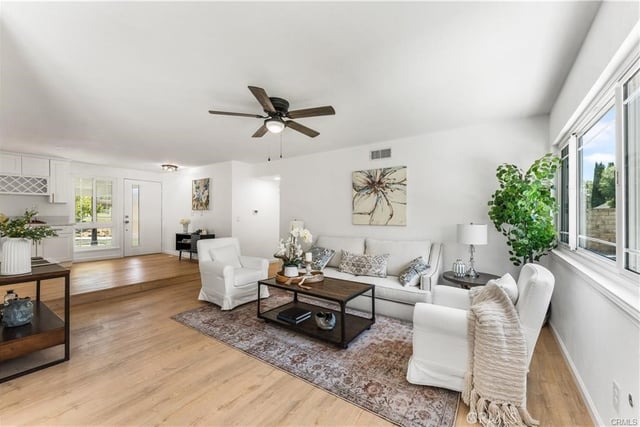 29147 Lotusgarden Drive, Canyon Country, CA 91387 — photo 4 of 45