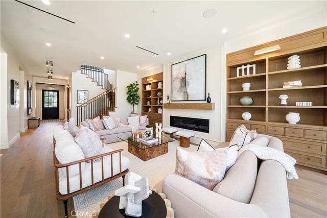 4538 Wortser Avenue, Studio City, CA 91604 — photo 11 of 56