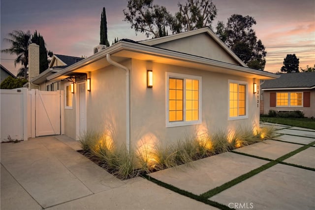 13131 Crewe Street, North Hollywood, CA 91605 — photo 20 of 31
