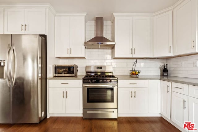 4550 S Mullen Avenue, Los Angeles, CA 90043 — photo 18 of 50