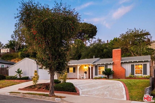 4550 S Mullen Avenue, Los Angeles, CA 90043 — photo 2 of 50