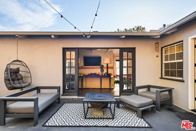 4550 S Mullen Avenue, Los Angeles, CA 90043 — photo 38 of 50