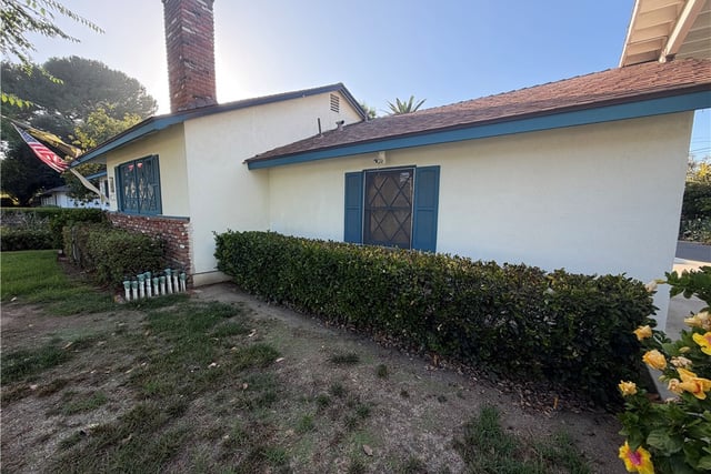 23141 Gonzales, Woodland Hills, CA 91367 — photo 7 of 31
