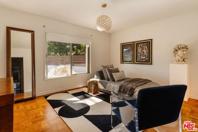 809 Broom Way, Los Angeles, CA 90049 — photo 11 of 15