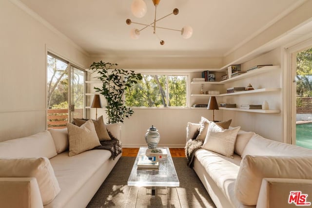 809 Broom Way, Los Angeles, CA 90049 — photo 7 of 15