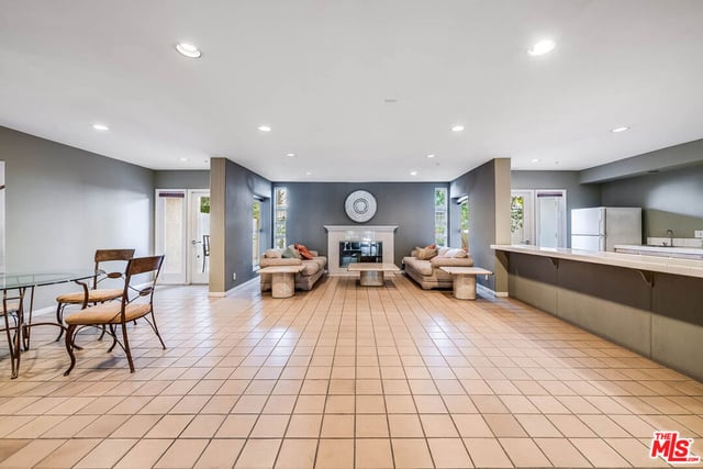 10629 Woodbridge Street 311, Toluca Lake, CA 91602 — photo 25 of 30